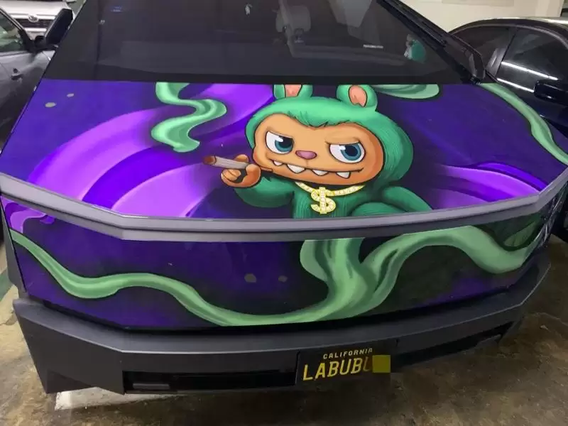 特斯拉画满Labubu…个性化彩绘汽车 惊艳南加街头