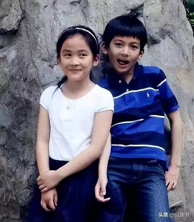 儿女都是报恩娃！景岗山一家高颜值高学历