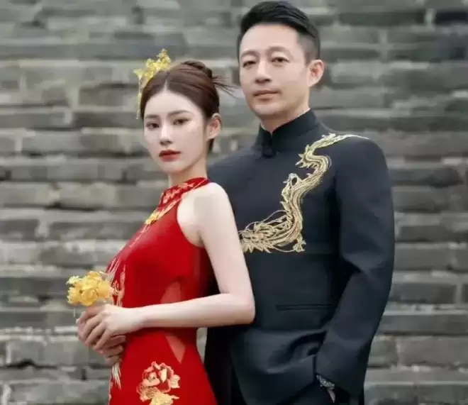 马筱梅首次公开孕肚！自曝生产全都自己安排