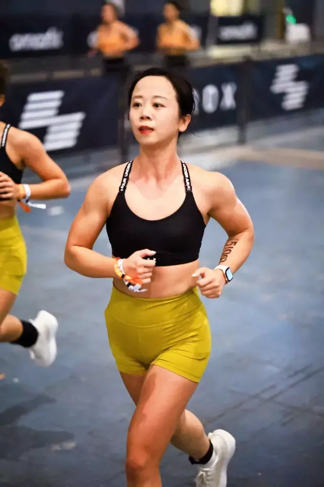 从“剩女”到“中女”，新世代中国女性改写自我叙事