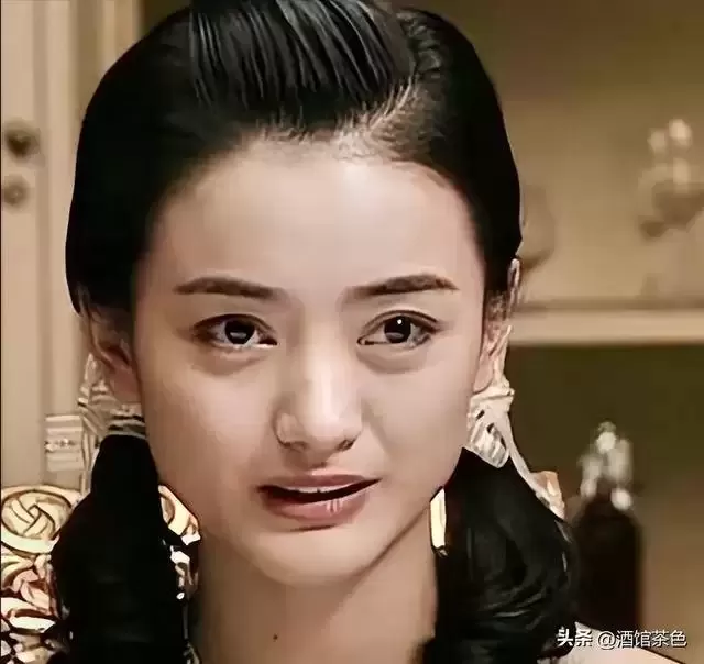 她出道20年不温不火，丈夫是上海百亿总裁