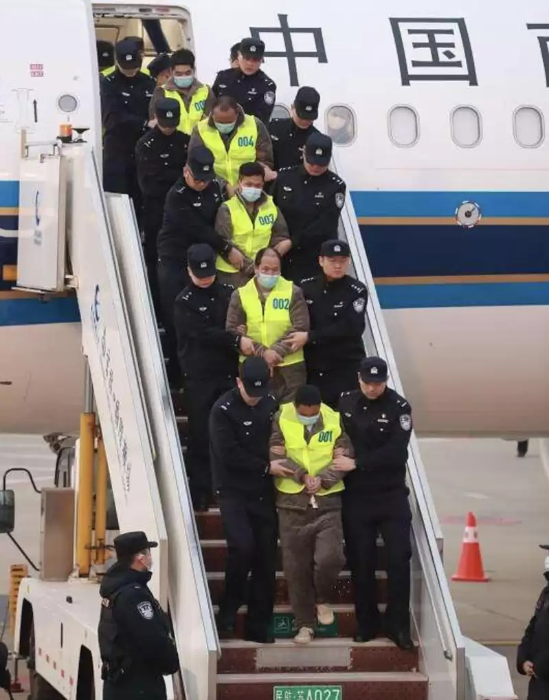 逾7千妙瓦底中国籍电骗犯押解回国 逾5百金主落网