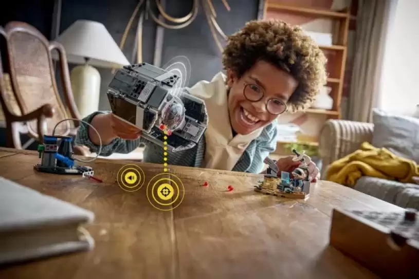 科技| LEGO推Smart Play智能积木 加入感应声效互动元素“有声有光”