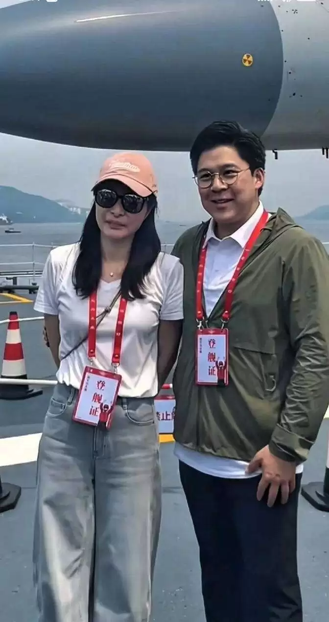 霍启刚主动公布个人财产:35项物业曝光 放租28房