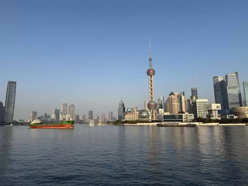 中国学者：迈向“非典型复苏”人民币升值空间上看30%