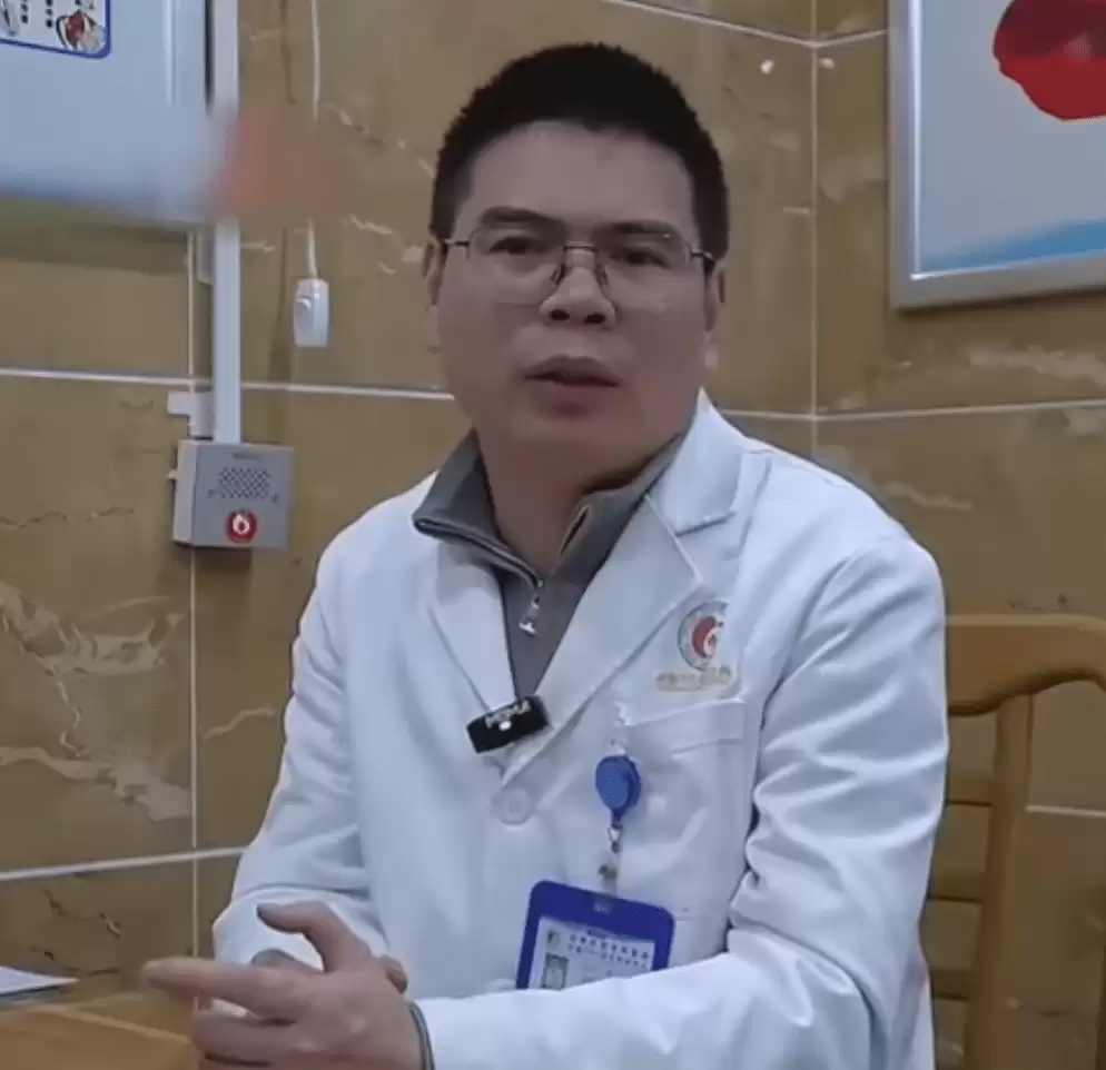 肛门塞17cm番薯｜61岁翁剧痛难忍  搅碎、红酒开瓶器无效取出  终需开刀