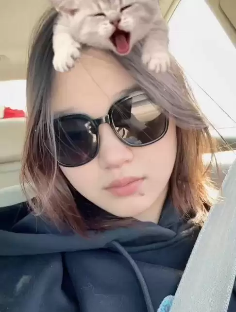 18岁跳水金牌全红婵留长发 网惊呼：变美少女