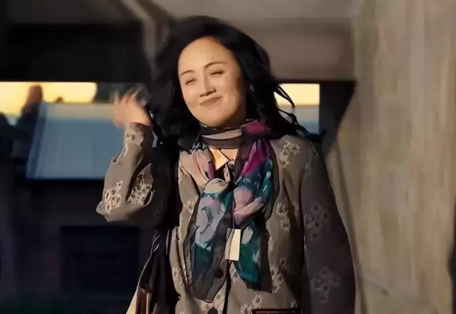 52岁辛柏青高调传出喜讯，朱媛媛终于可以放心了
