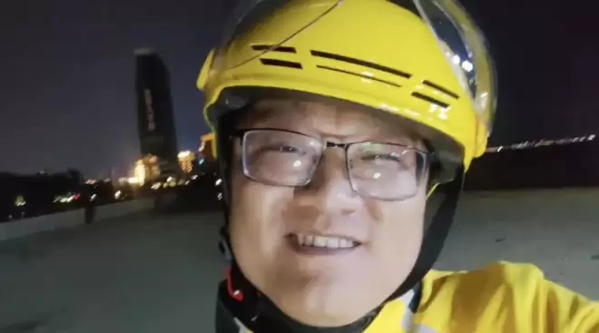 从高管到送外卖，一个985硕士的10次滑落