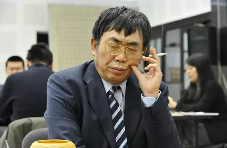 “棋圣”聂卫平逝世｜最多一次饮4斤白酒 炮轰“国足是中国最臭的队”