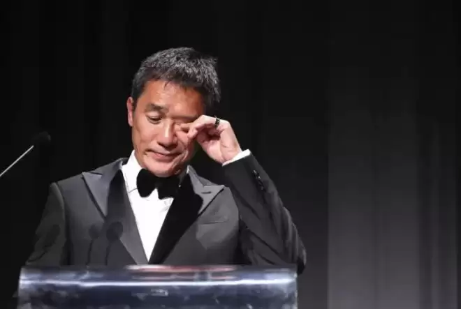 刘嘉玲不再隐瞒,坦言梁朝伟的真实处境,定居日本传闻已真相大白