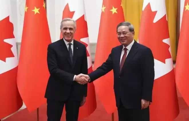 中国总理李强同加拿大总理卡尼会谈