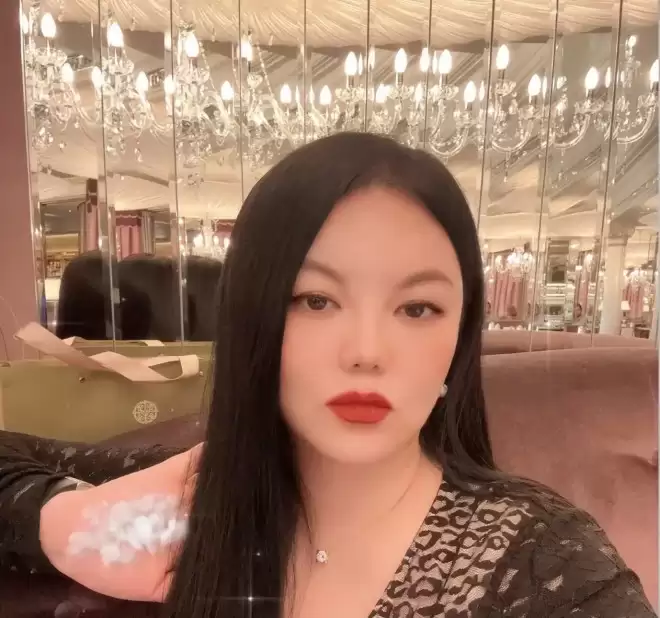 李湘账号被禁不到24小时，又牵扯出多位明星....