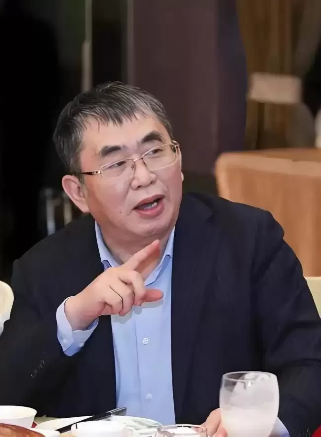 孔令文，恨了聂卫平15年的儿子，终于放下恩怨