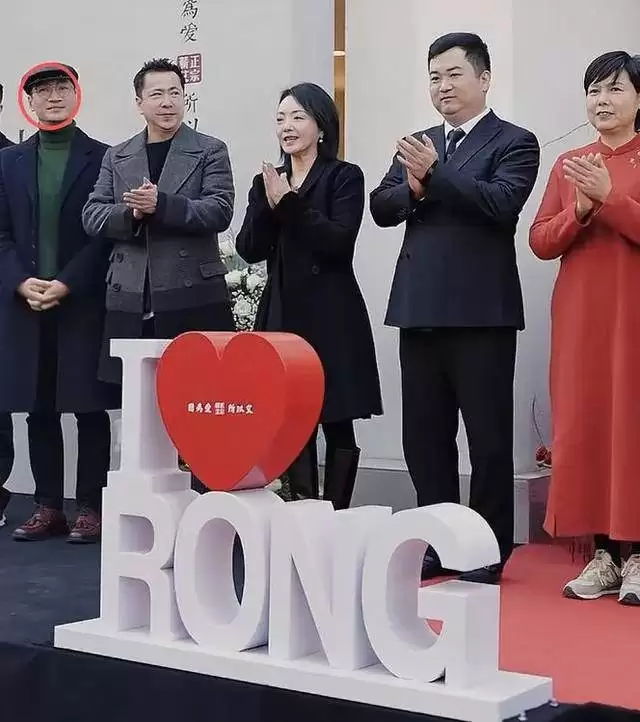 李湘被扒底朝天，高调炫富仅是冰山一角