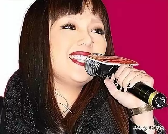 她是梁小龙前妻，曾遭毁容耗尽积蓄，75岁去世