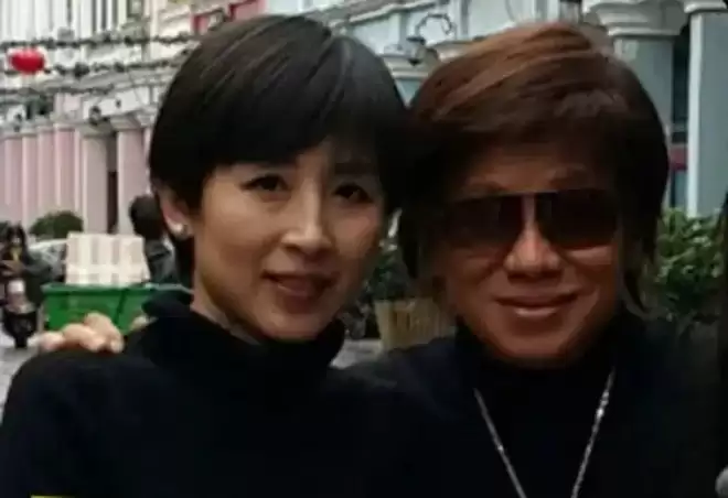 梁小龙一生太精彩！曾被封杀20年，公开承认出轨