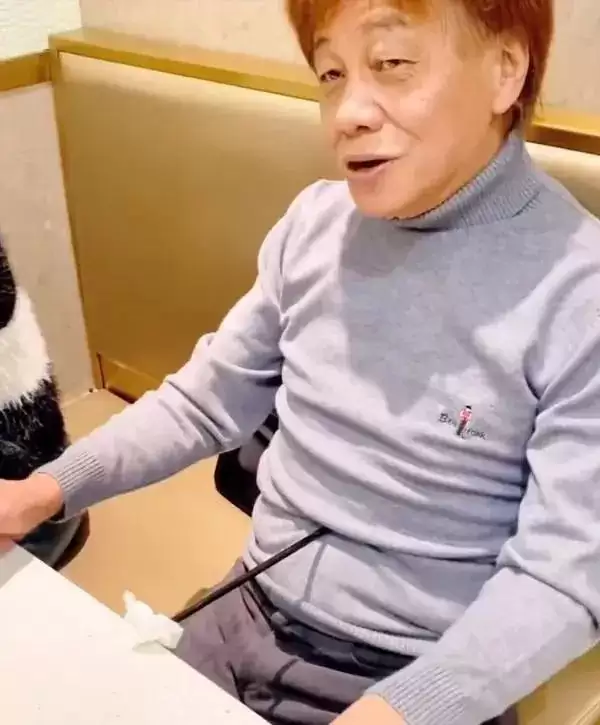 梁小龙一生太精彩！曾被封杀20年，公开承认出轨