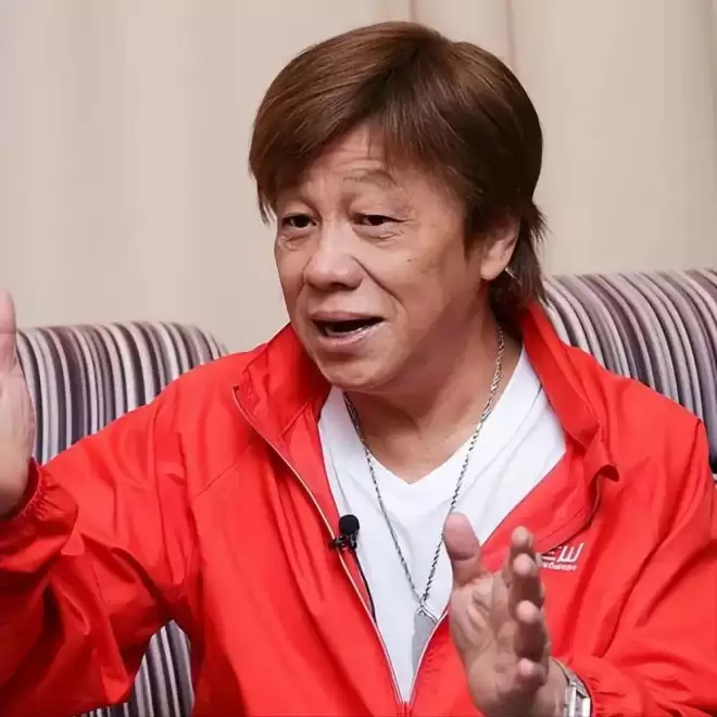 梁小龙一生太精彩！曾被封杀20年，公开承认出轨