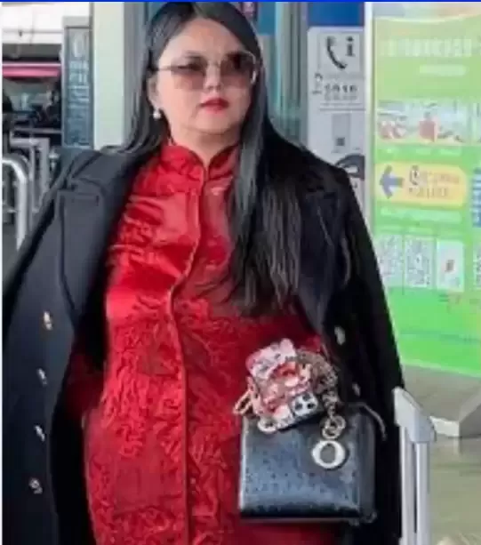 李湘摊上大事儿？知情人爆内幕 桩桩惊人
