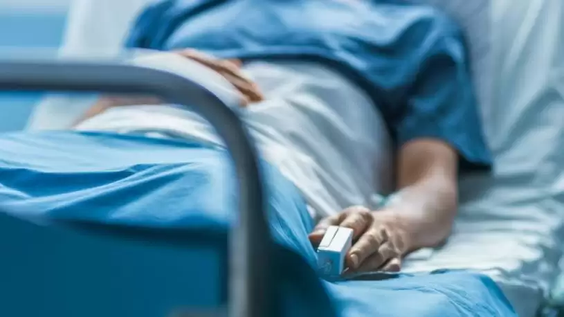 医学奇迹？33岁男子手术醒后“忘记母语”流利讲西班牙语 原来患1神经疾病