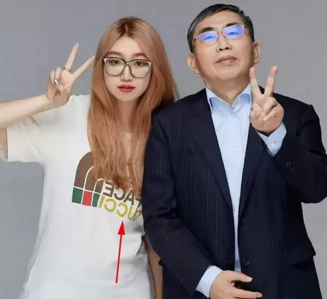 聂卫平家中装修高大上，孙子可爱，女儿戴18万表