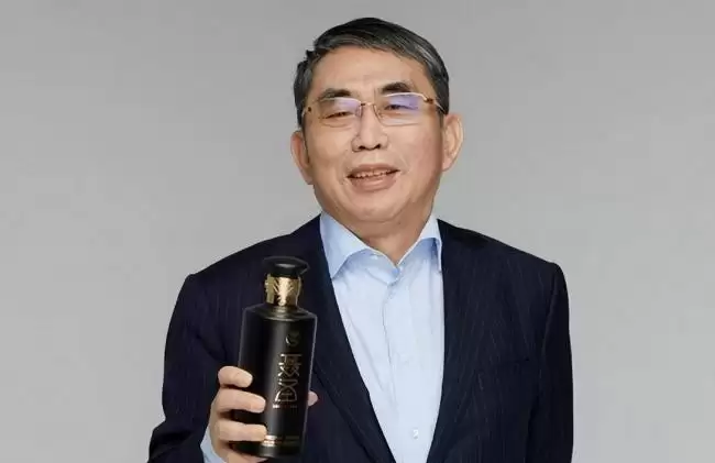 聂卫平家中装修高大上，孙子可爱，女儿戴18万表