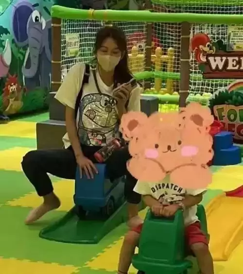 林志玲现身深圳湾万象城!完全看不出51岁了,生图镜头却出卖了她