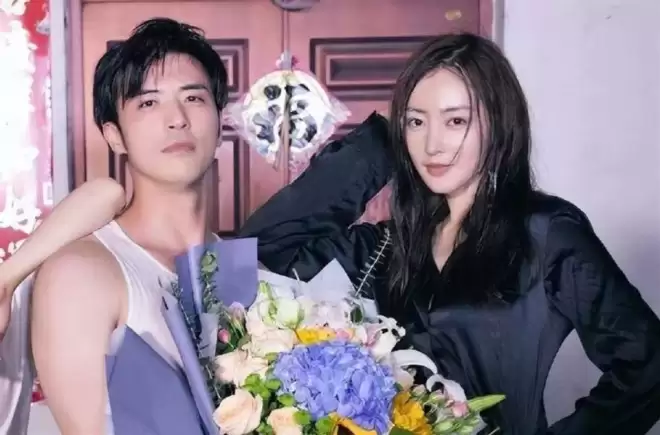 绿了张天爱,渣了古力娜扎,如今又曝新恋情,他到底有什么魅力