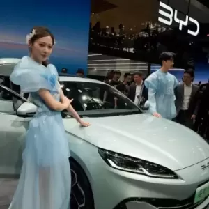中国电动车驾到！最快何时抵加？入手价有多平？