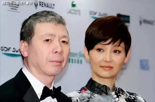 离婚传闻真相大白后的徐帆，因老毛病被观众嘲讽