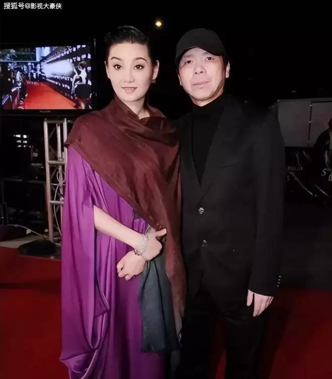 离婚传闻真相大白后的徐帆，因老毛病被观众嘲讽