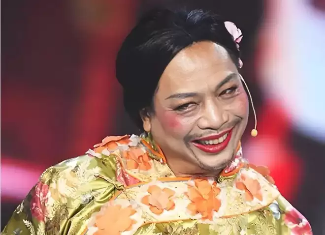 “周媛眼神”被群嘲，撒娇女人还好命吗？