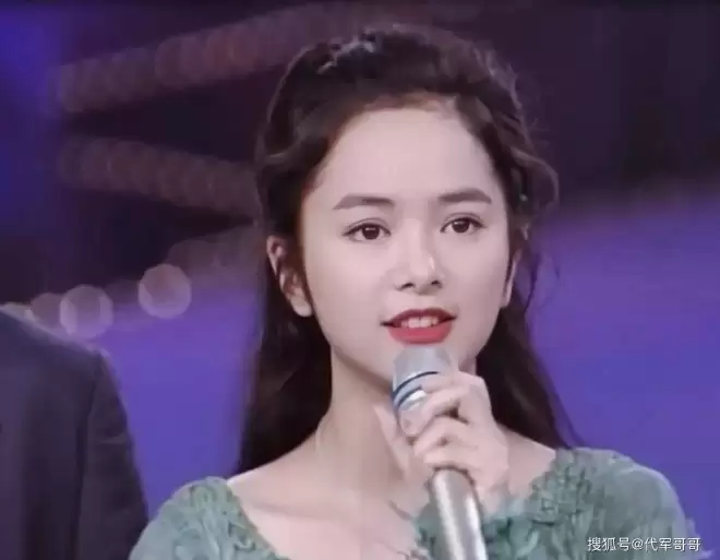 53岁叶蕴仪近况曝光！曾被前夫指责欲望强