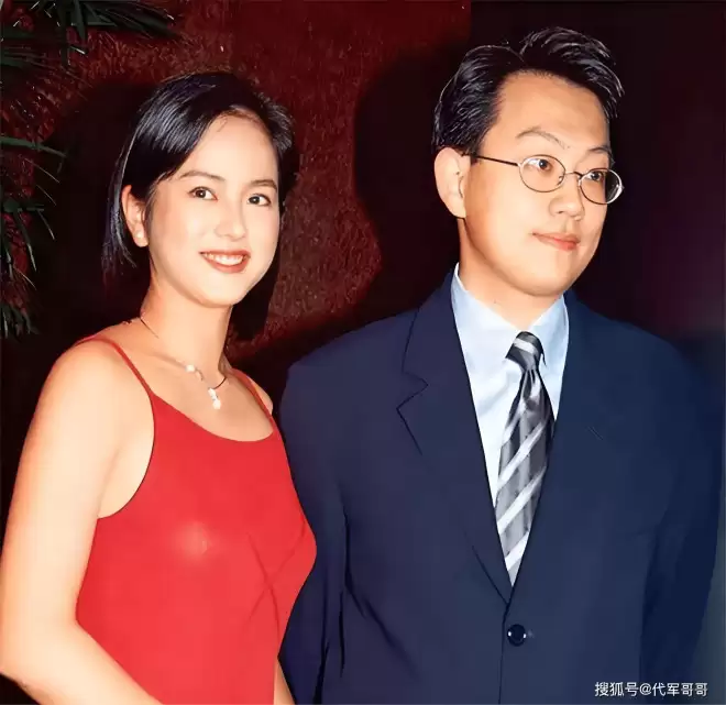 53岁叶蕴仪近况曝光！曾被前夫指责欲望强