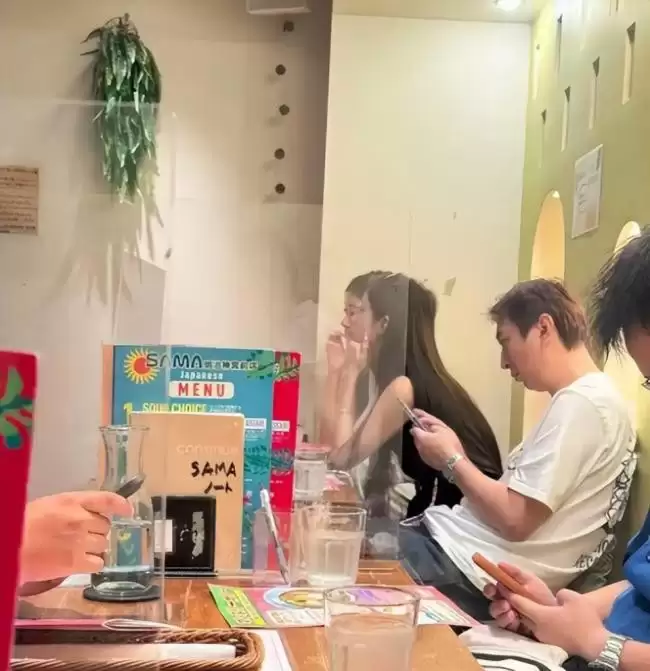 王思聪百万买下海胆之王，堪比一口一套房