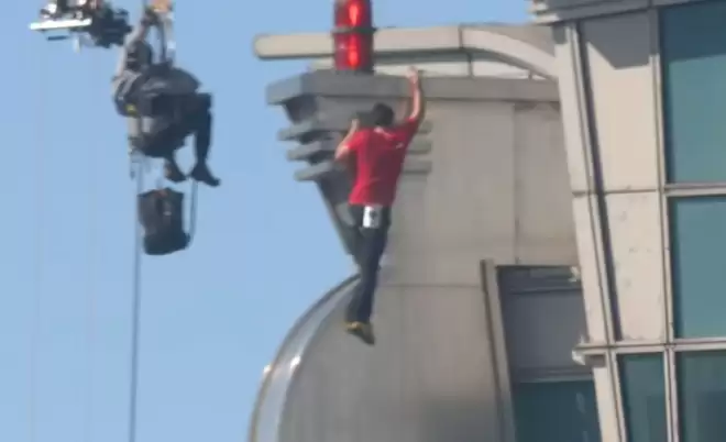 台北101徒手攀登 霍诺德玩命酬劳曝光：尴尬小数目