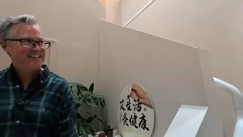王祖贤罕有自拍片抢闸做一事&nbsp; 登陆电商平台3日吸粉15万