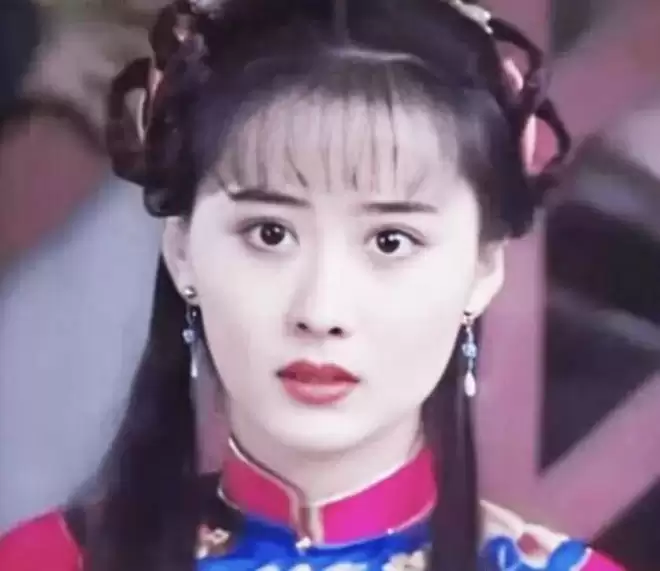巅峰时期惊为天人,可惜花期太短,颜值很快就坍塌的5位女明星