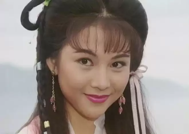 巅峰时期惊为天人,可惜花期太短,颜值很快就坍塌的5位女明星
