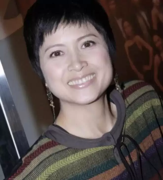 巅峰时期惊为天人,可惜花期太短,颜值很快就坍塌的5位女明星