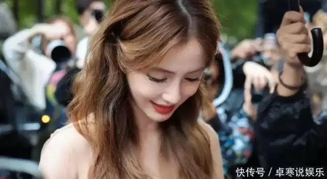 太突然！疯马秀风波两年后，杨颖被曝大瓜...
