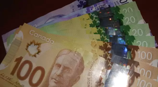 报税季到底投RRSP还是TFSA？很多加拿大人其实都选错了