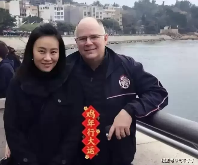 邬君梅透露丈夫已病逝！结婚近30年无儿无女