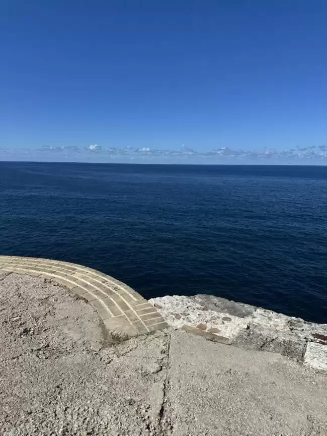马杜罗被抓后，中国人在古巴：勉强活着