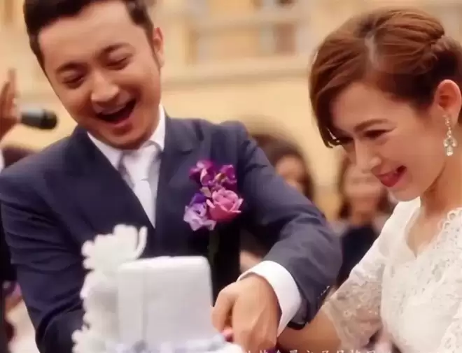官宣与尼格买提离婚三年的帕夏，竟走了另一条上坡路