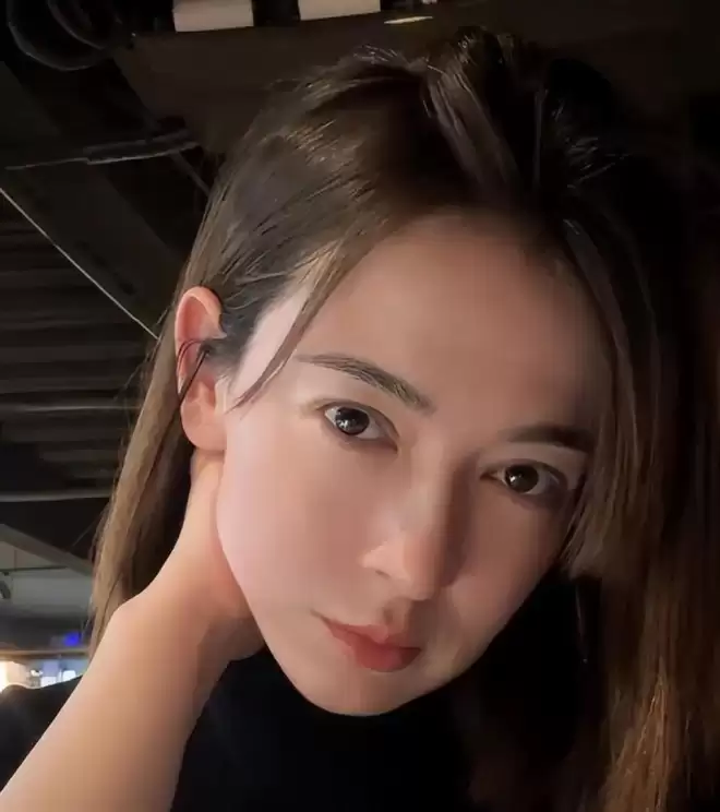 官宣与尼格买提离婚三年的帕夏，竟走了另一条上坡路