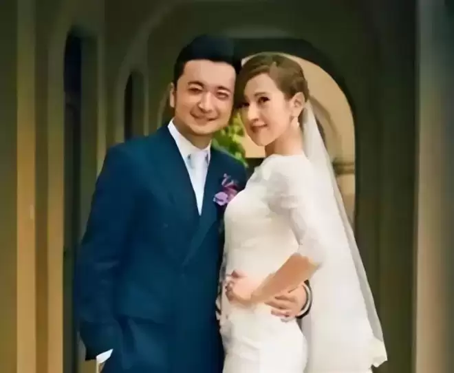 官宣与尼格买提离婚三年的帕夏，竟走了另一条上坡路