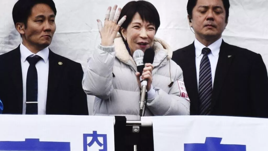 高市"碾压式"大胜 将全面启动强硬路线：修宪 扩军 反间谍法…