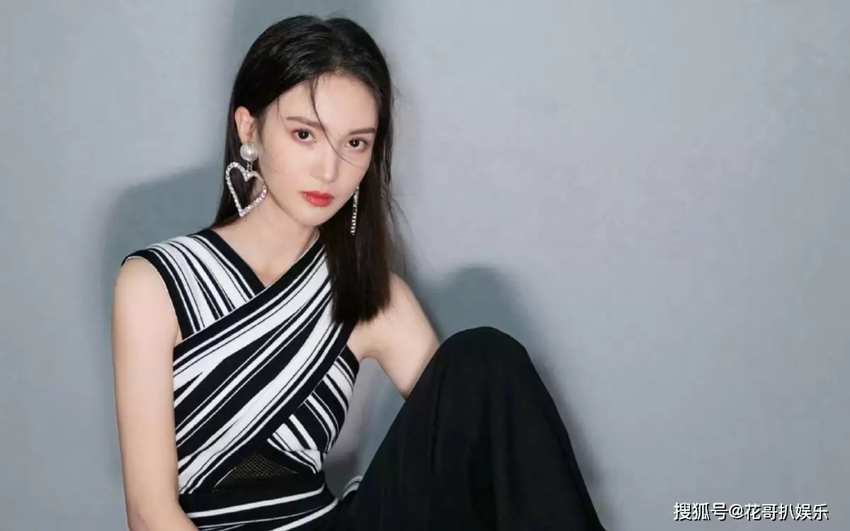 金晨肇事逃逸结果公布 1500罚款被质疑罚太轻 法制咖洗白惹争议